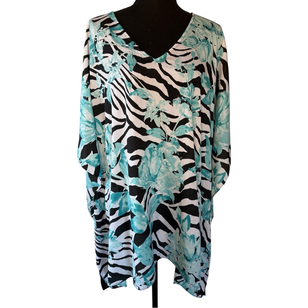 Chicos – Black and blue Abstract Design Caftan Top‎ Sz L/XL
